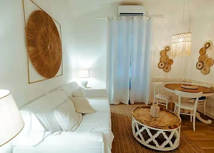 Hotel Vatican For 7 People