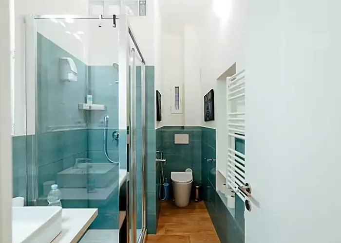 Hotel Vatican For 7 People 2*